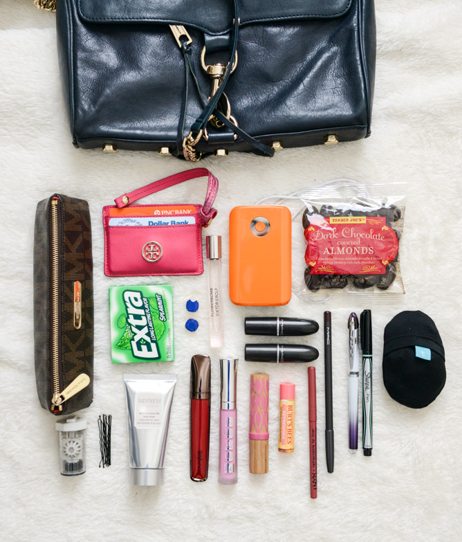 WHAT'S IN MY BAG?